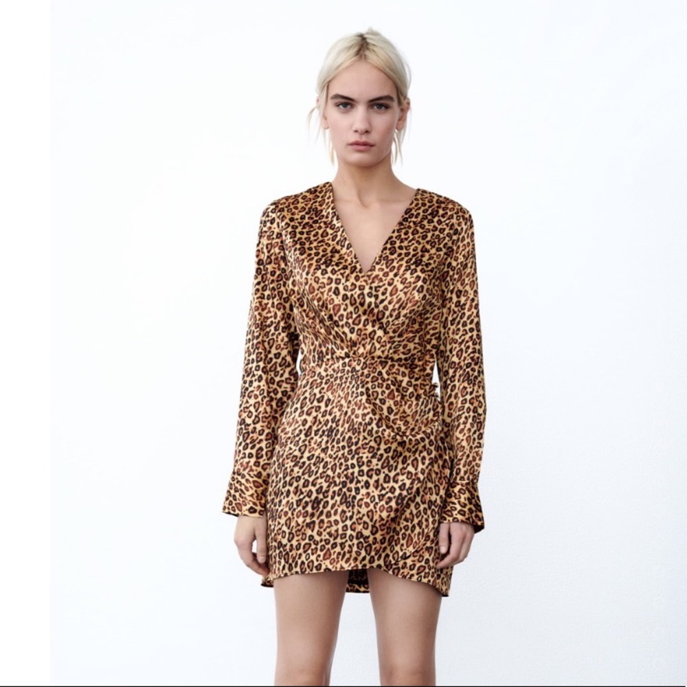 ZARA NEW SATIN EFFECT PRINT DRESSLEOPARD -SIZE S